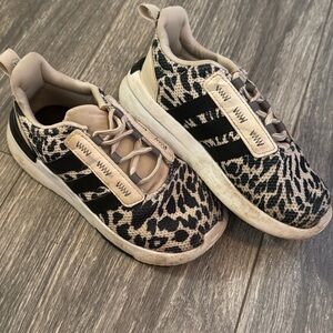 Adidas toddler size 9